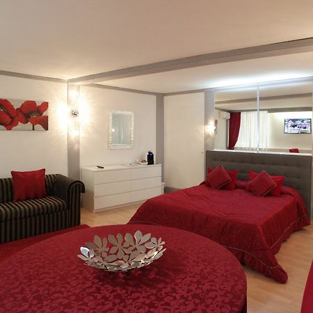 Luxury Fashion Suites Рим Екстер'єр фото