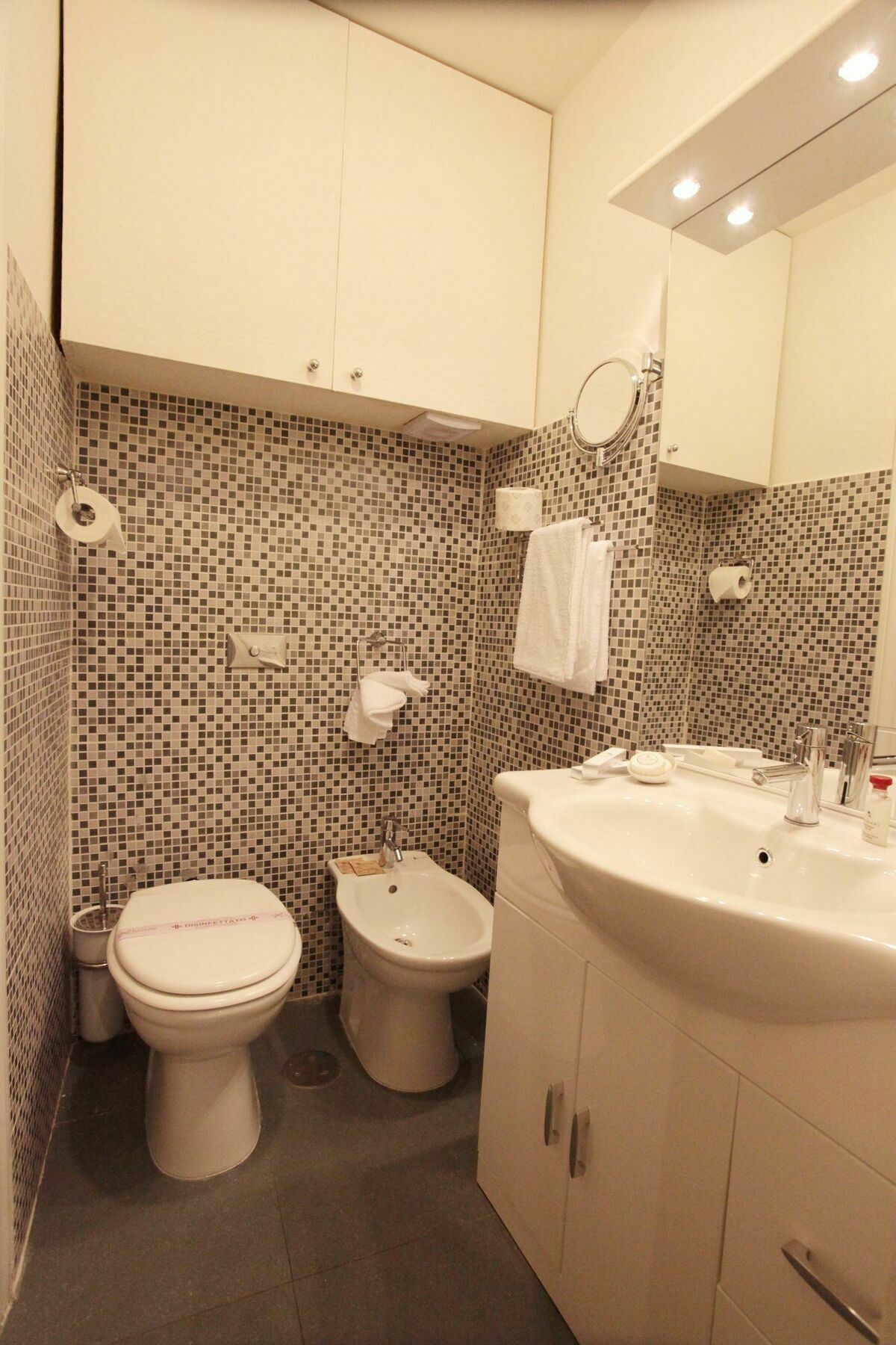 Luxury Fashion Suites Рим Екстер'єр фото
