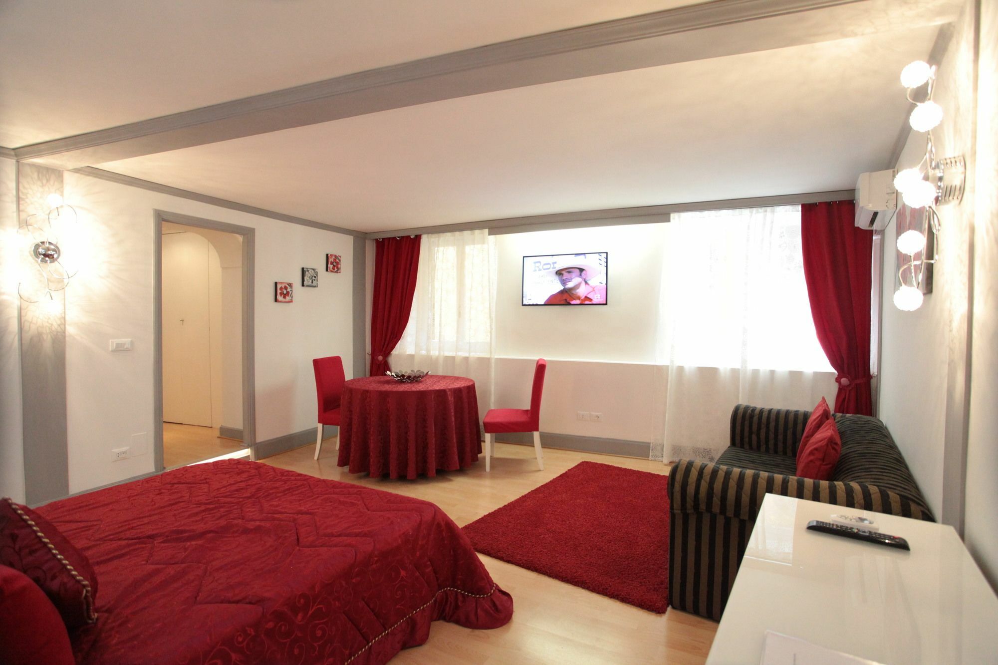 Luxury Fashion Suites Рим Екстер'єр фото